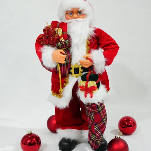 TTraditional Decorative Santa Claus Figurine