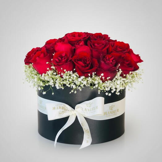 Elegant red rose box