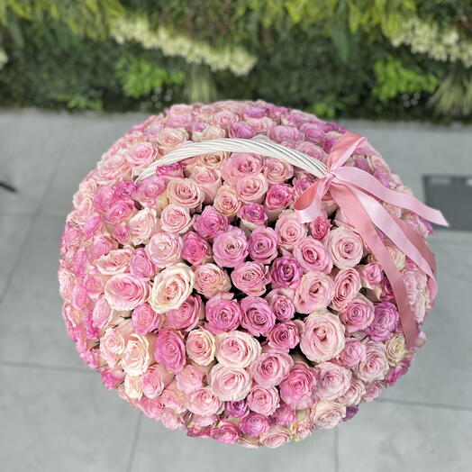 Cesta de 251 rosas