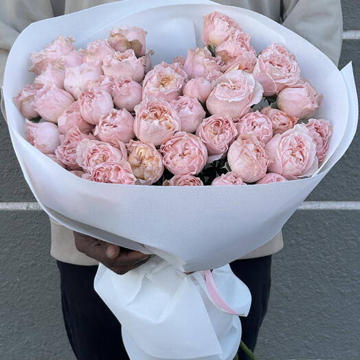 Букет из 15 пионовидных роз Julietta