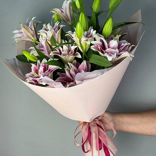 Excellence _ Премиум-букет из двойных лилий