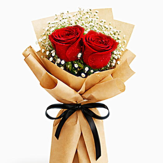 2 Red Roses – Classic Bouquet