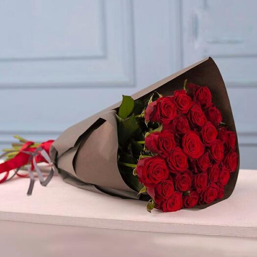 25 Red Roses-689