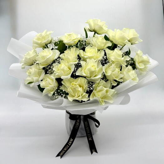 20 White Rose Open Petals Bouquet
