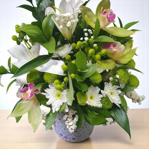 Elegant Spring Bouquet