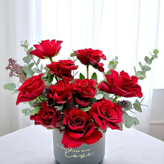 Magnificent Roses  BOx