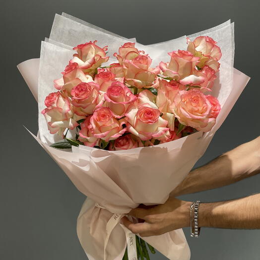 Pink Roses Bouquet 30