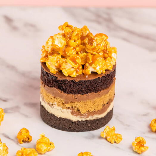 Lil Mocha Choca Чизкейк – мини шоколадно-кофейный многослойный торт