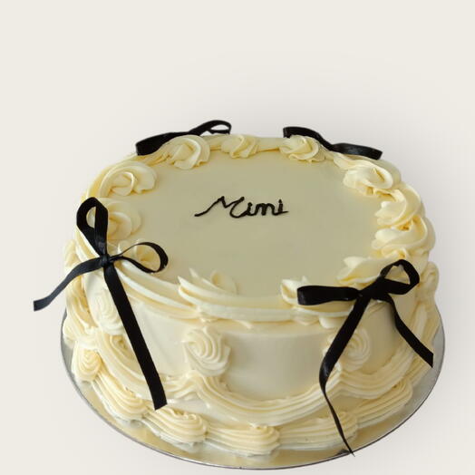 Black ribbon Vintage  cake
