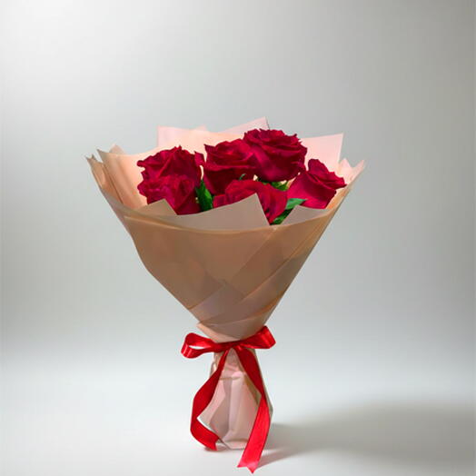 Букет Sweet Valentine из красных роз | 6 красных роз | Романтический цветочный подарок ОАЭ