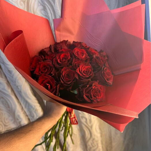 15 Red Roses Classic Bouquet