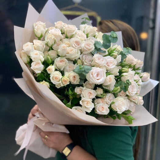 Spray rose bouquet Elegance