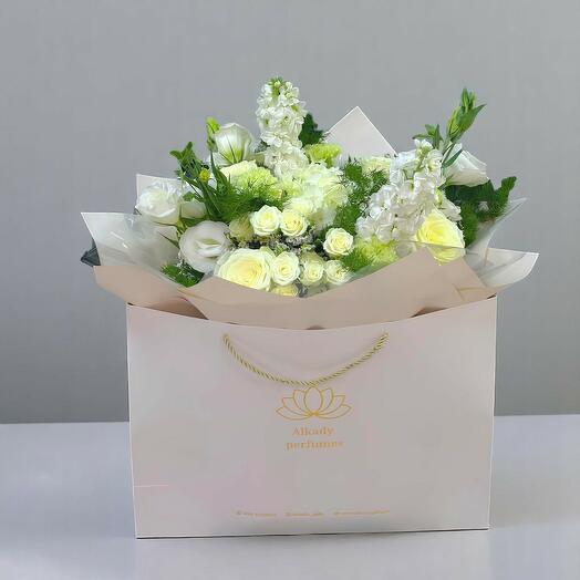 Фирменный белый букет