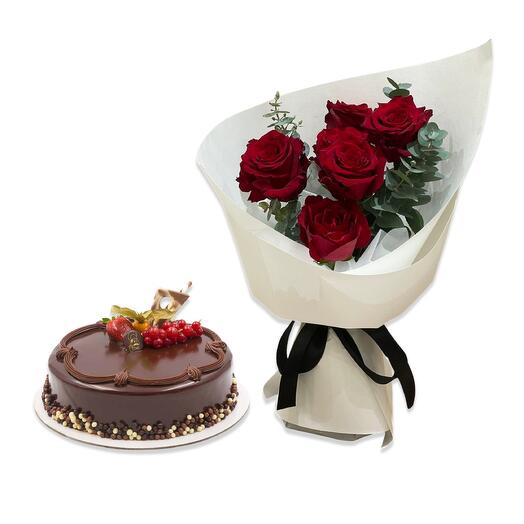 ️🎂 Sweet   Sassy! 1kg Chocolate Truffle Cake + 6 Red Roses = The Perfect Gift! ChocolateLovers RomanticSurprise
