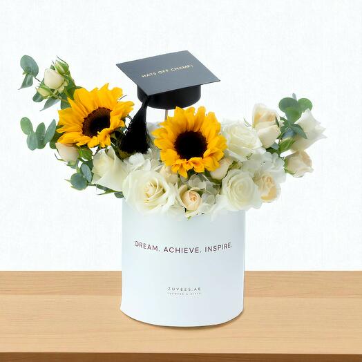 Succès Ensoleillé – Boîte Florale pour Diplômés