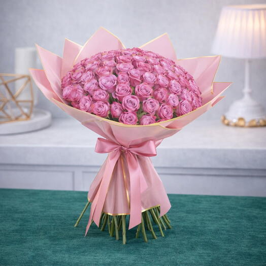 Нежная элегантность – букет из 51 фиолетовой розы