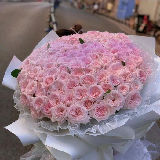 Ohra Pink Rose Bouquet