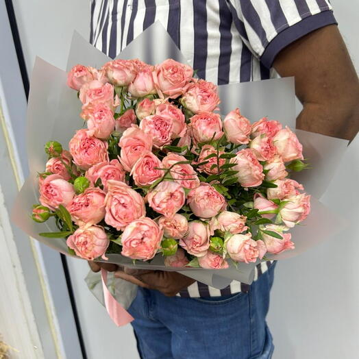 Premium pink spray rose bouquet
