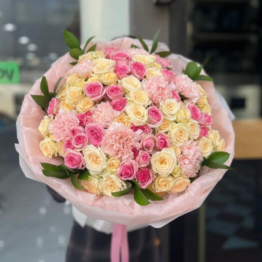 Rupenzel Hand Bouquet