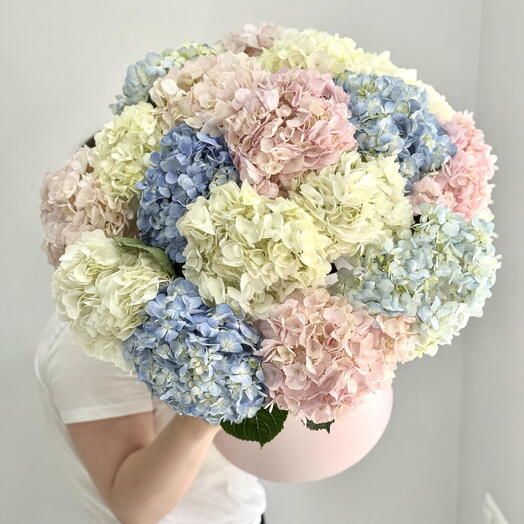 Трио цветочной элегантности