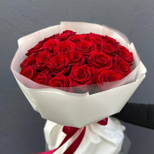 First Love_ 29 Luxurious Red Rose Bouquet For Anniversary or Birthday