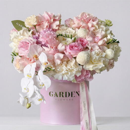 «Doha» box (size M) — orchid, French rose, freesia, Ohara rose