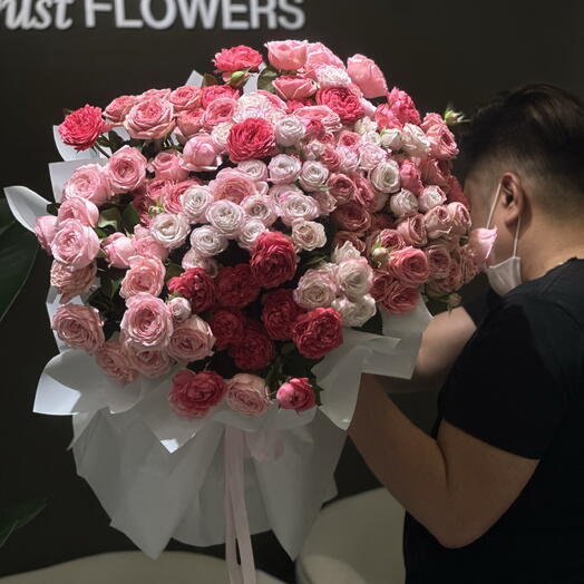 Роскошный букет Blush Garden