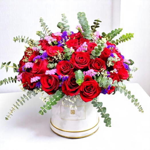 Luxurious Red Rose Hat Box with Fillers   Eucalyptus – 45 Red Roses