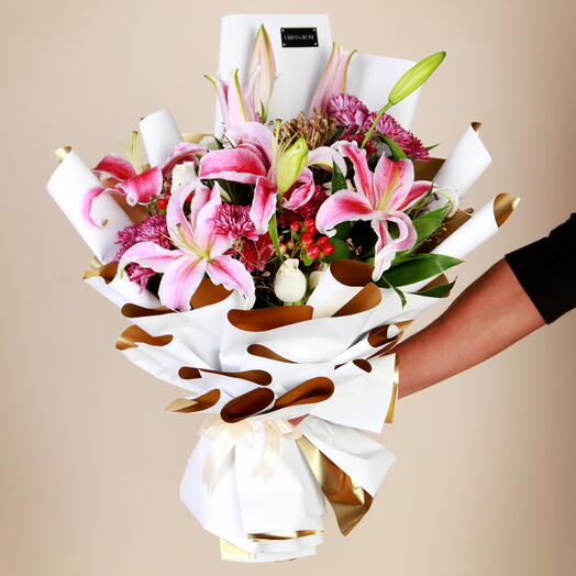 Lilies Coronation bouquet