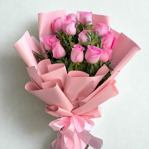 11 Revival Pink Roses Gift
