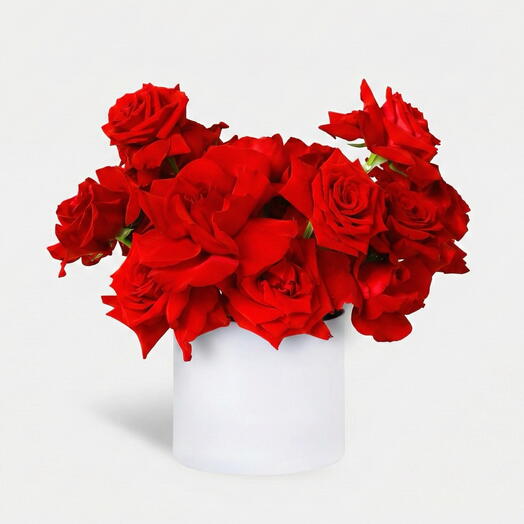 Коробка красных роз – 15 свежих красных роз