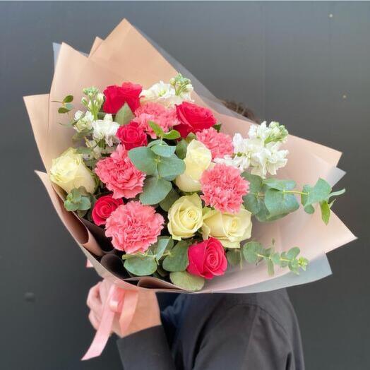 Mixed Flower Bouquet-638