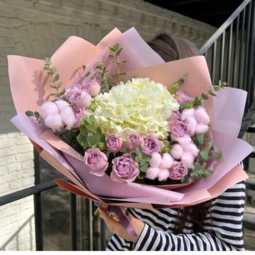 Bouquet  Of Mixed Flowers-694