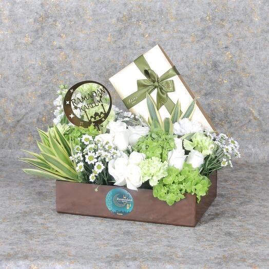 Ramadan Floral Hamper Brown