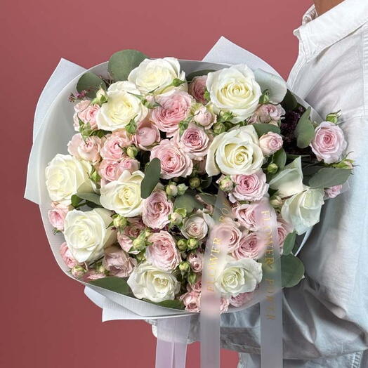 Soft Gentle Roses: Small Size Bouquet of Roses