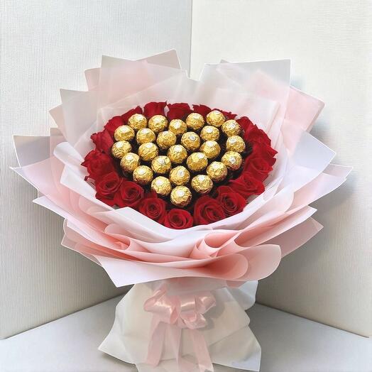 Red Rose Ferrero Rocher Bouquet