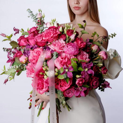 Angels Embrace: Medium Bouquet of Roses, Peony, Clemantis and Eustoma