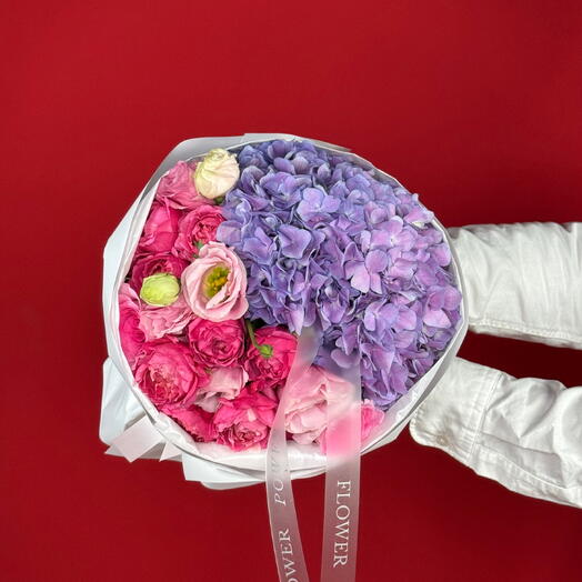 Spring Muse: Small Bouquet of Hydrangeas, Roses and Eustomas