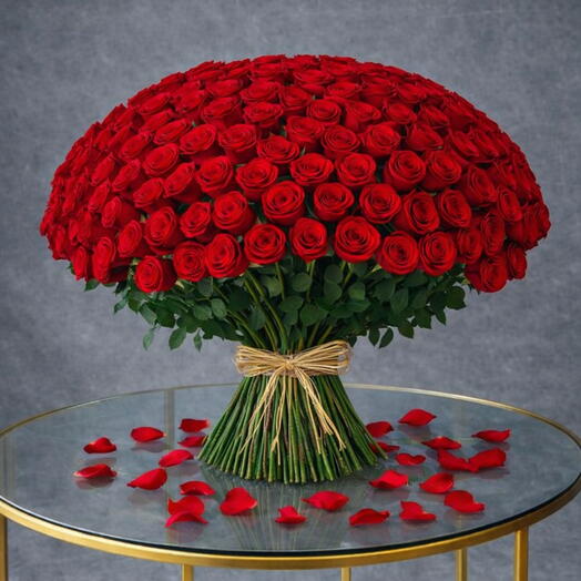 Grand Red 101 Rosas Domo