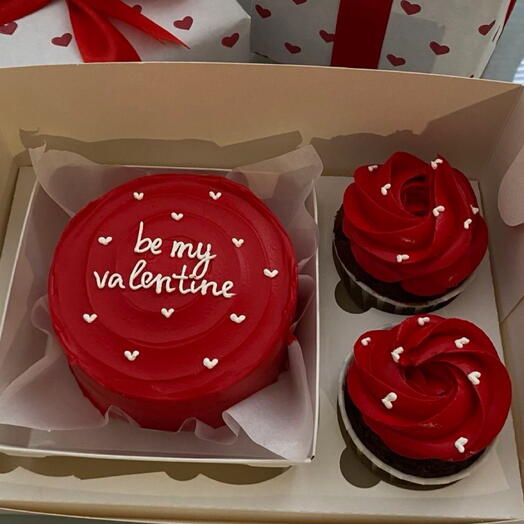 Luxury 500g Cake   Cup Cakes combo