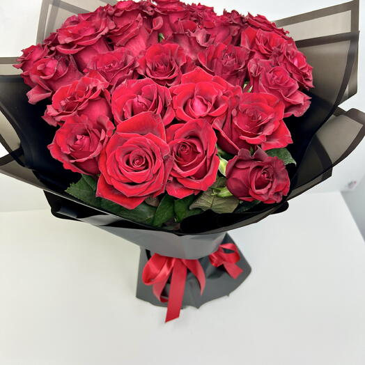 Полуночная романтика (31 роза)