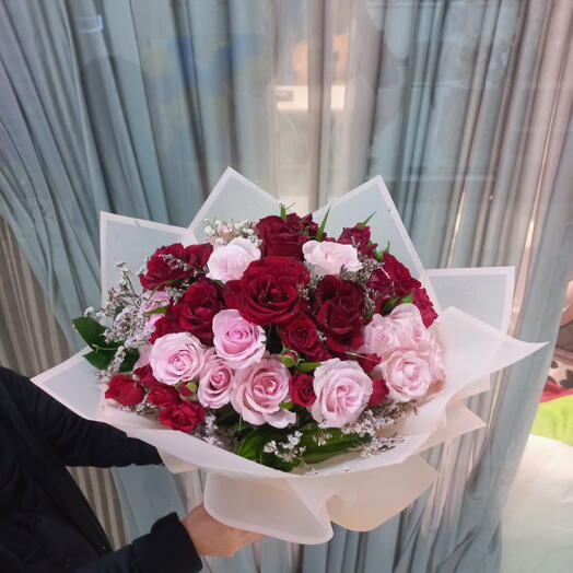 Blushing elegence bouquet