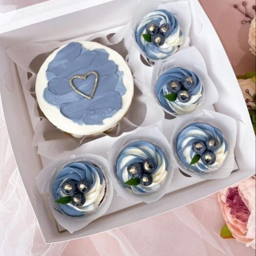 Мини-торт с 5 капкейками