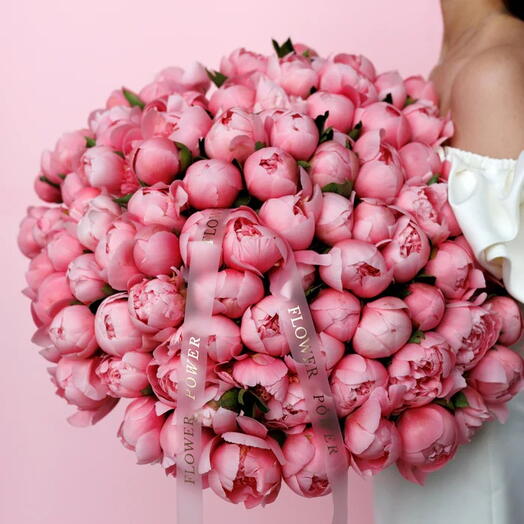 Douceur: bouquet taille WOW de 100 pivoines