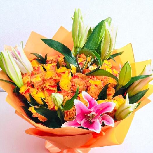 Ramo Orange Beauty de rosas y lirios