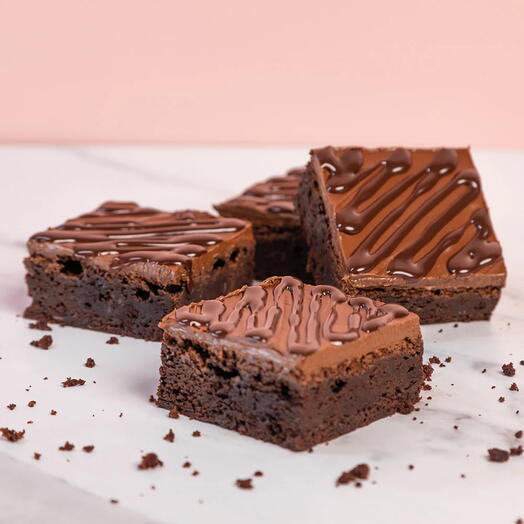 Квадратный брауни с Nutella и лесноореховым фаджем