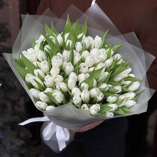 100 White Tulip Bundle