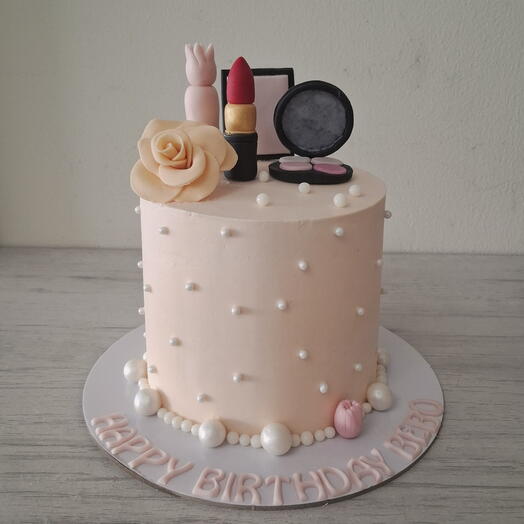 Makeup cake