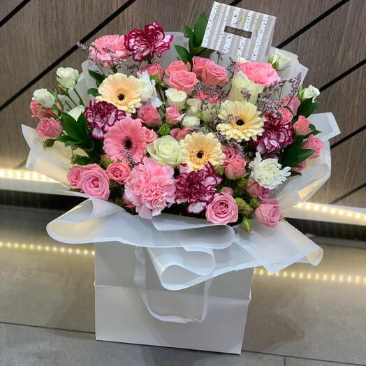 Premium Pink Carnation Bouquet