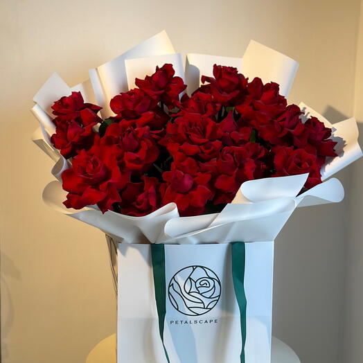 Bouquet de roses rouges spécial Journée de la femme